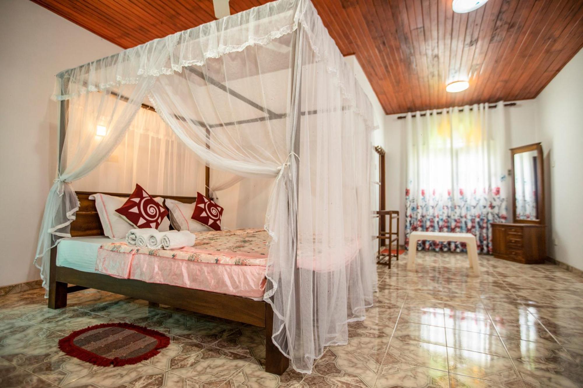 Bed and Breakfast Three Shades Galle Exterior foto