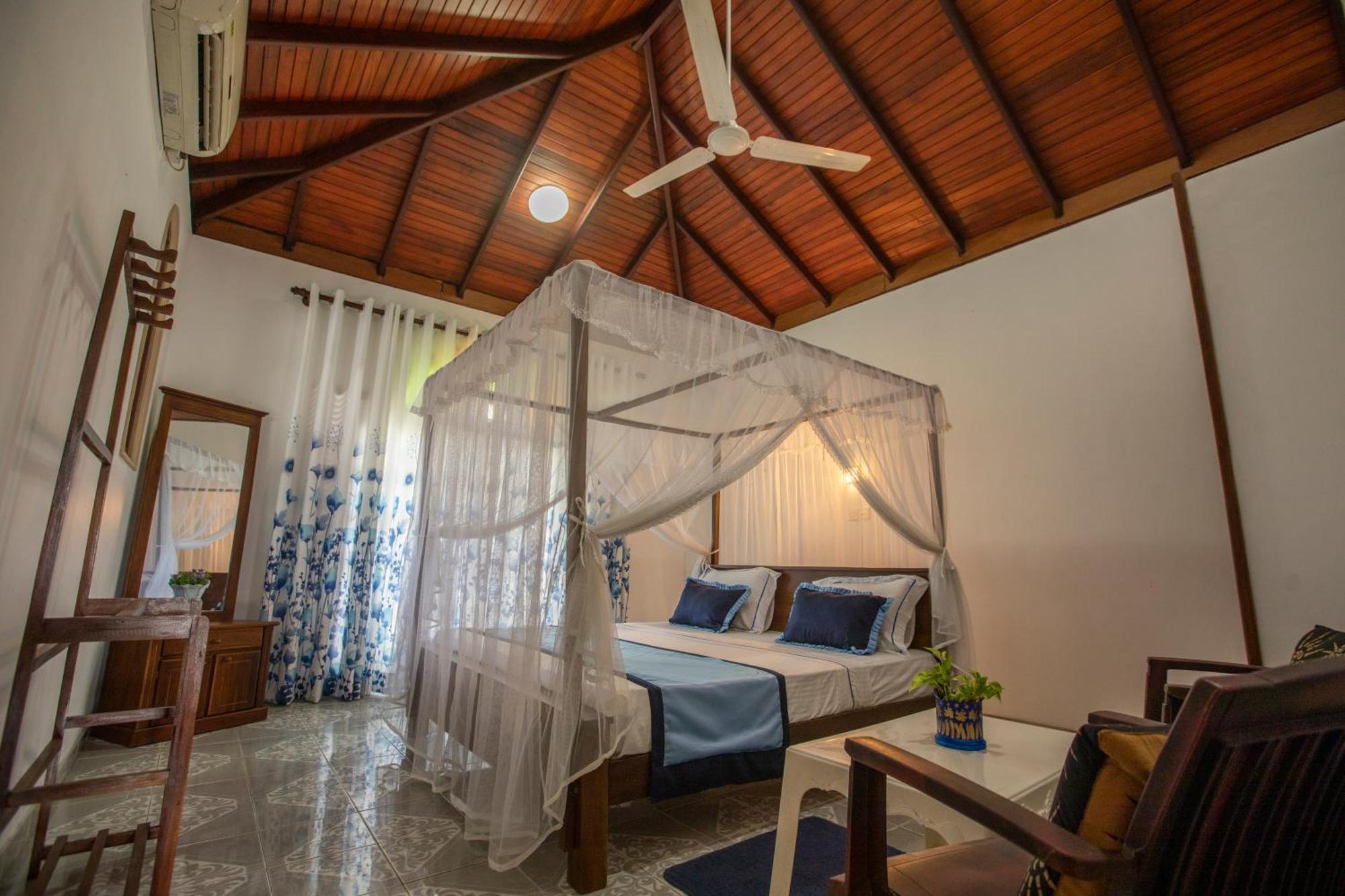 Bed and Breakfast Three Shades Galle Exterior foto