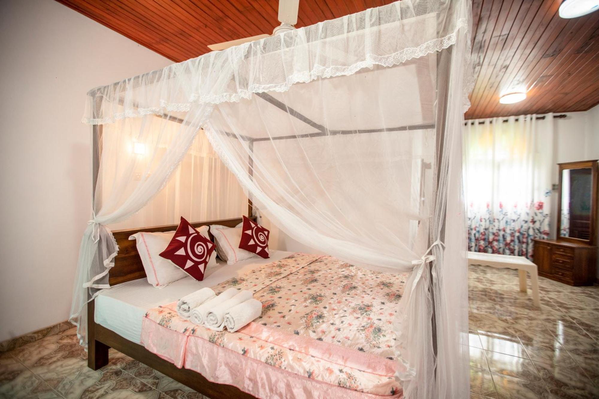 Bed and Breakfast Three Shades Galle Exterior foto