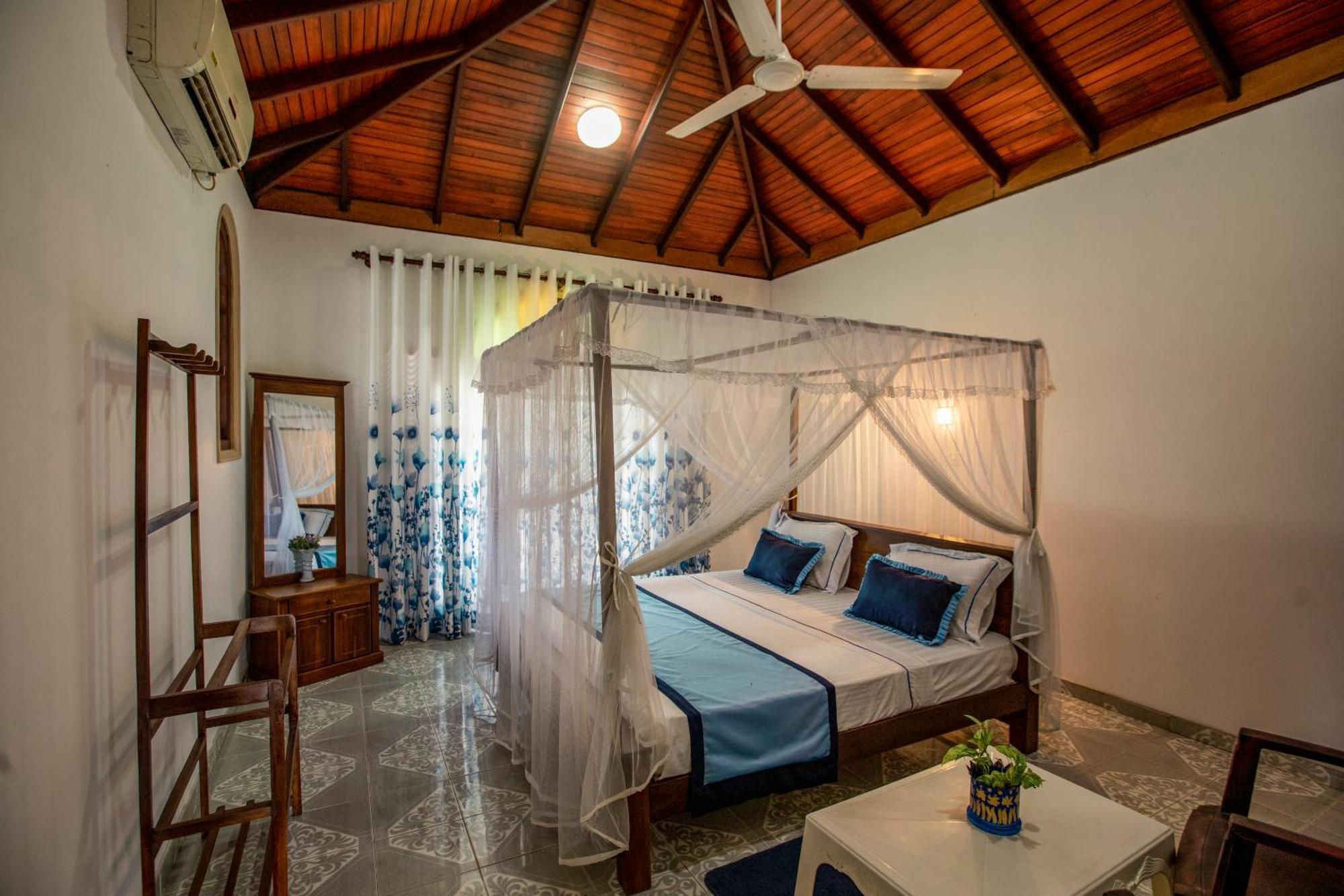 Bed and Breakfast Three Shades Galle Exterior foto
